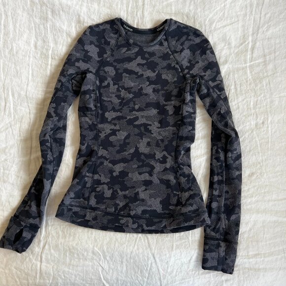 Lululemon It's Rulu Run Long Sleeve Size 2 Long Sleeve Black Camo - Picture 8 of 8
